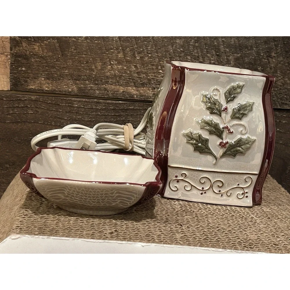 Yankee Candle Electric Holly Cranberry Wax Warmer Room‎ Fragrancer